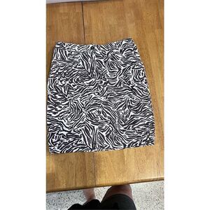 CHICOS BROWN ZEBRA PRINT SKIRT WOMENS SIZE 0 SIZE 29"